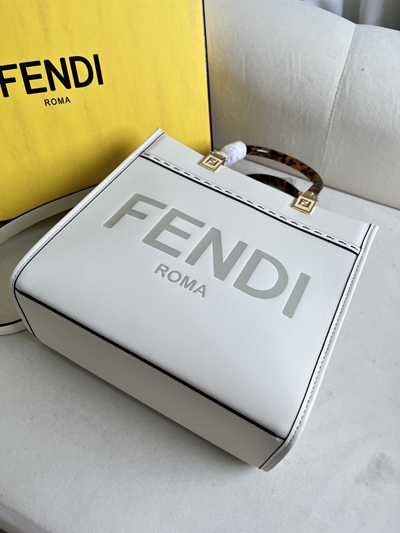 フェンディバッグ全体デザイン